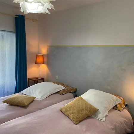 Okaido Les 3 Vue Montagne Jardin Ancien T3 Apartment Dorres