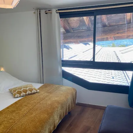 Okaido Les 3 Vue Montagne Jardin Ancien T3 *