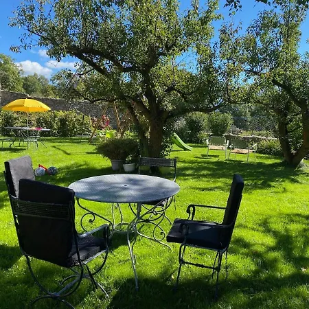 Apartment Okaido Les 3 Vue Montagne Jardin Ancien T3