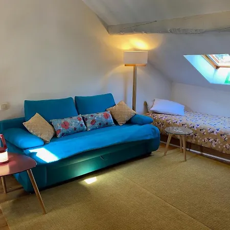 Apartment Okaido Les 3 Vue Montagne Jardin Ancien T3 *