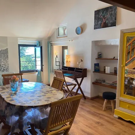 Apartment Okaido Les 3 Vue Montagne Jardin Ancien T3 Dorres